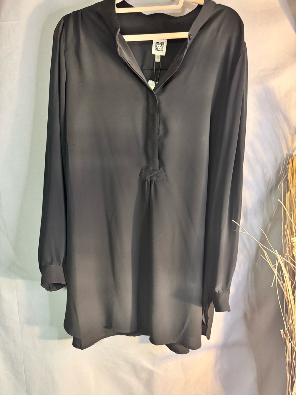 Anne Klein Black Long-Sleeve Tunic Top